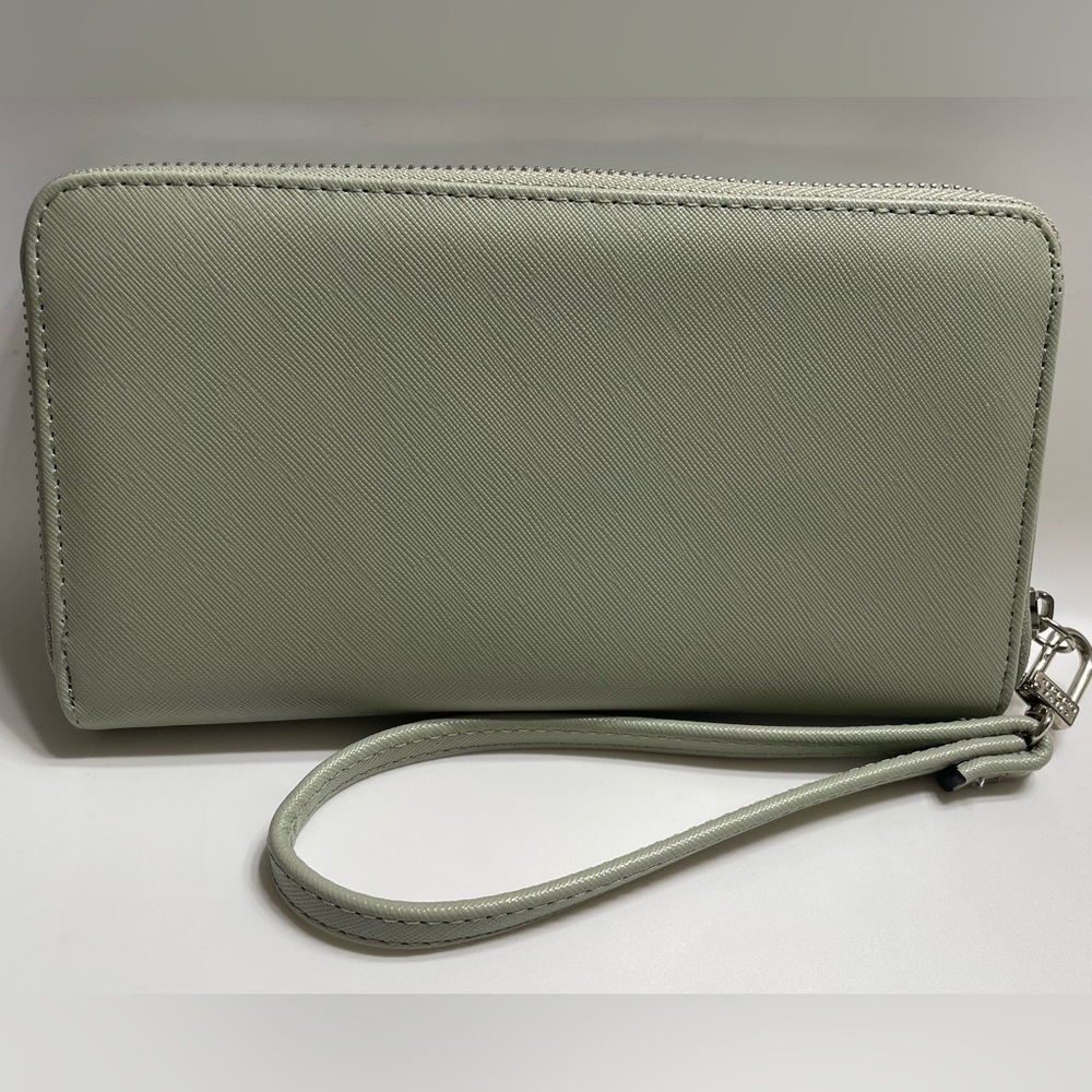 Steve Madden BZippy Jade Wallet Wristlet - Picture 3 of 5